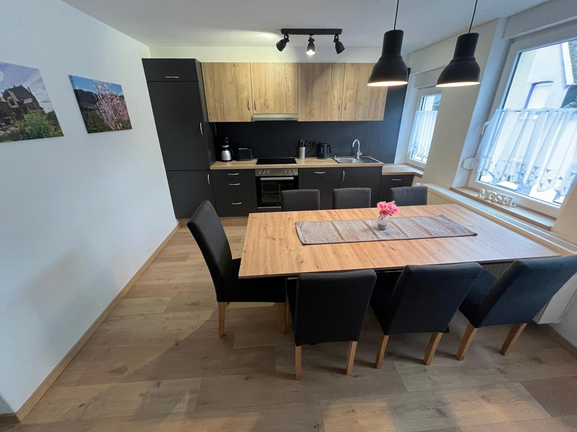 Ferienwohnungen Und Appartements - Haus Budinger Alf Exterior photo