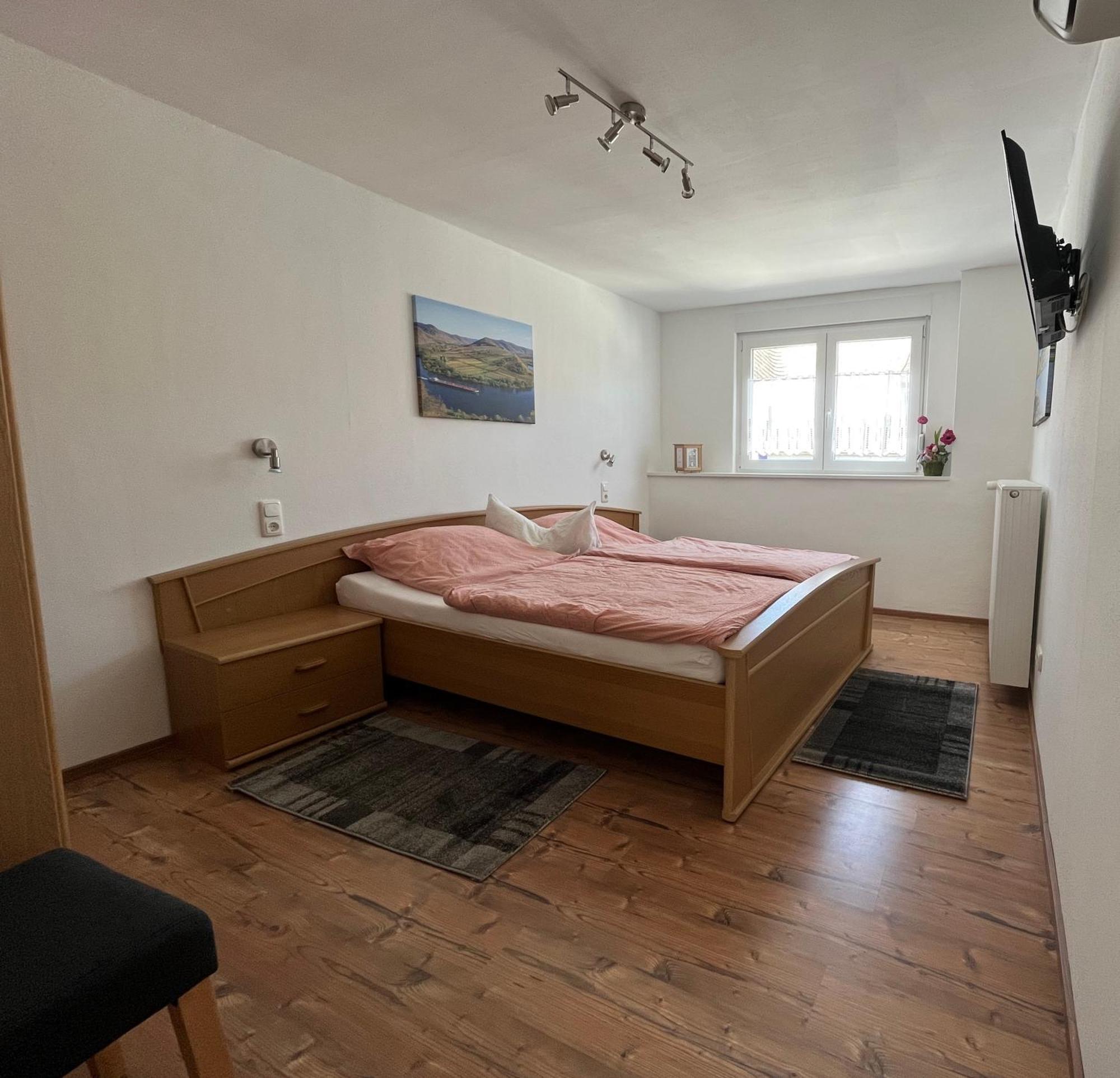 Ferienwohnungen Und Appartements - Haus Budinger Alf Exterior photo